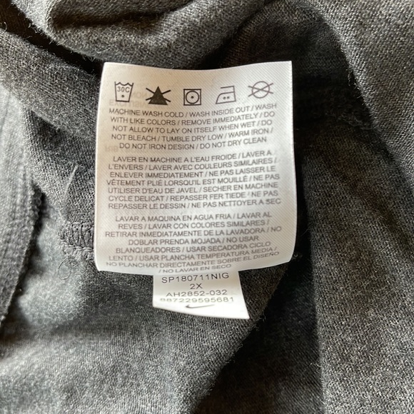 Nike Women Plus Capri Sweatpants Sportswear Jersey 2X Dark Gray - Picture 5 of 6